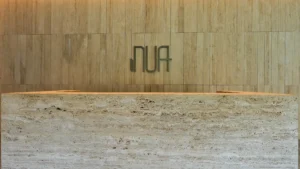 nua poniente